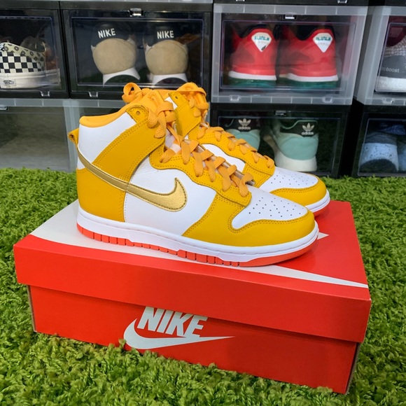 Nike Shoes - Nike Dunk High university gold and metallic gold